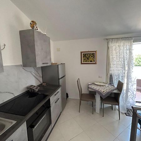 Nina Apartament Giardini Naxos Con Posto Auto Екстериор снимка