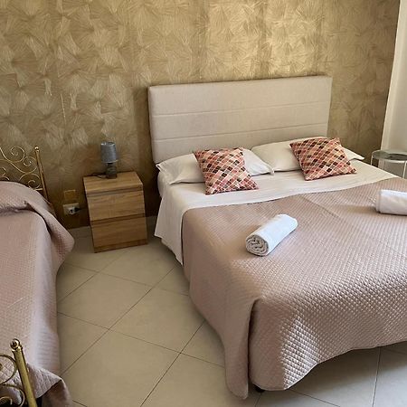 Nina Apartament Giardini Naxos Con Posto Auto Екстериор снимка