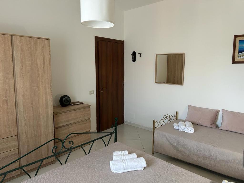 Nina Apartament Giardini Naxos Con Posto Auto Екстериор снимка