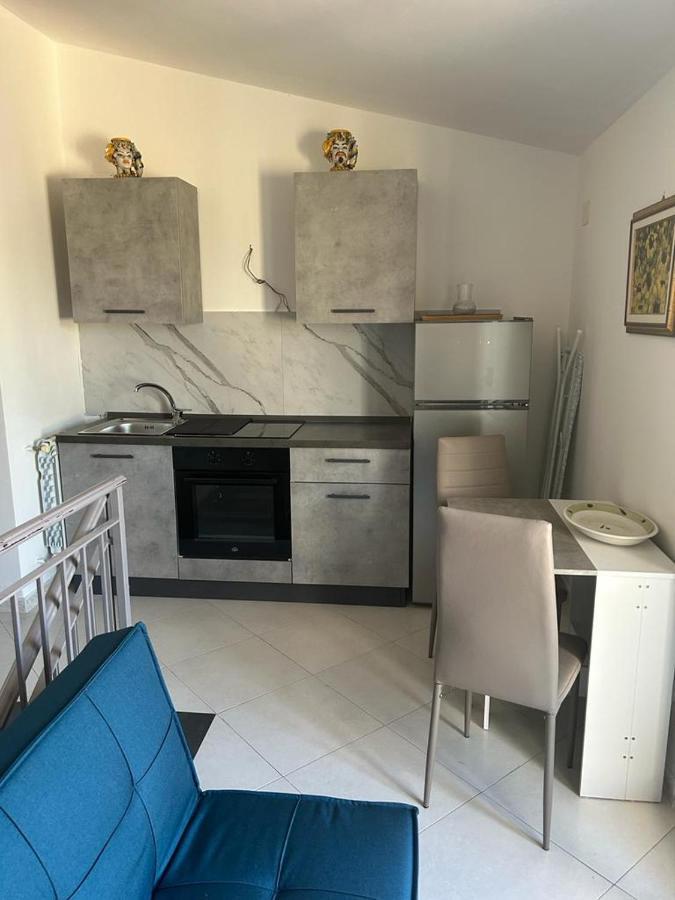 Nina Apartament Giardini Naxos Con Posto Auto Екстериор снимка